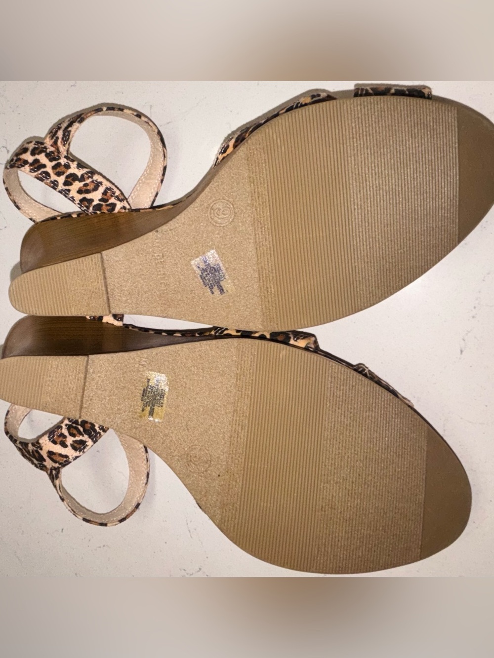 Old Navy Leopard Print Wedge Sandals - Tan/Black | Size: 9M | NWOT * - Picture 13 of 15